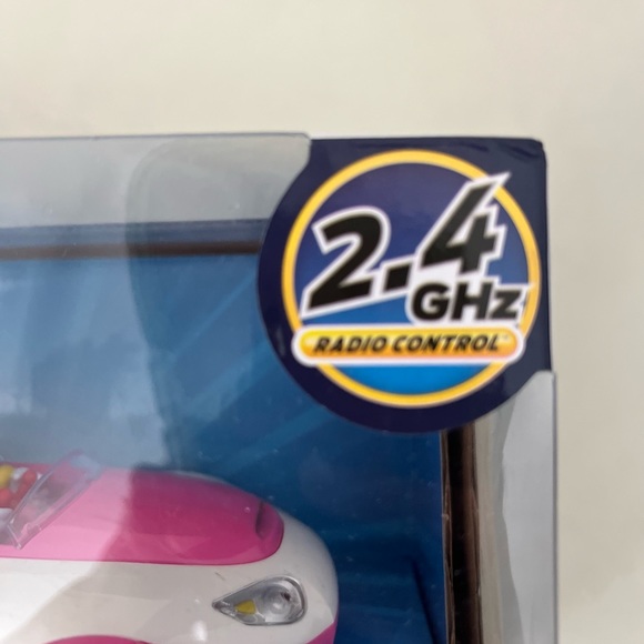 Sonic the Hedgehog Amy 2.4 GHZ Radio Controlled Car Toy Pink Team Racing NIB - Picture 6 of 13
